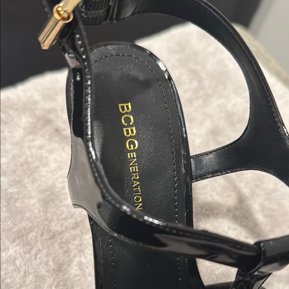BCBGeneration Black Patent Leather Heels with T-Strap - Picture 4 of 5